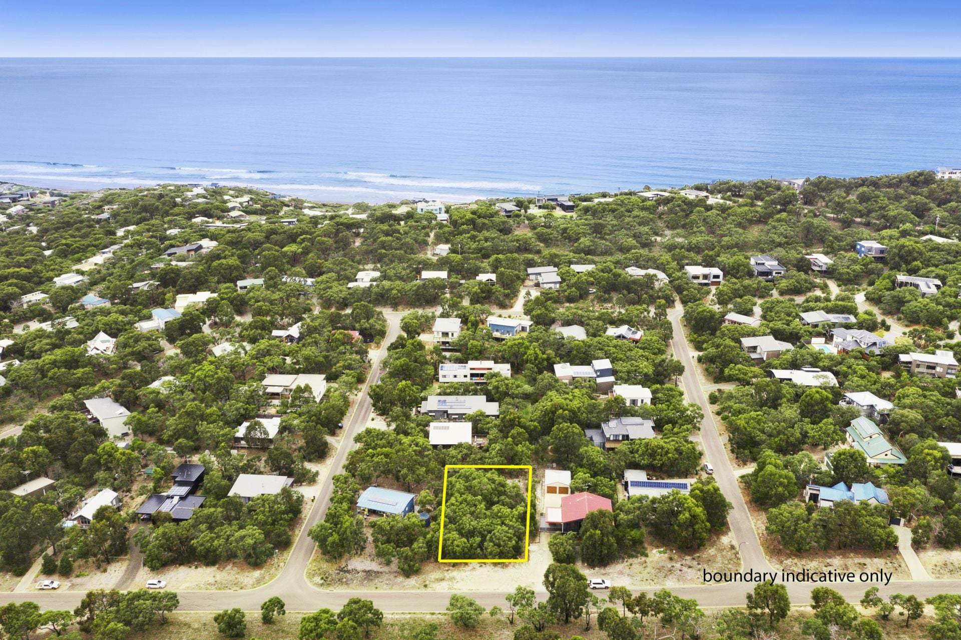 29 Forest Drive, Fairhaven - Thumbnail 2