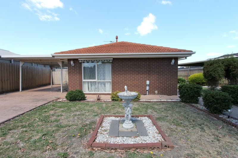 7 Maybury Drive, Mill Park