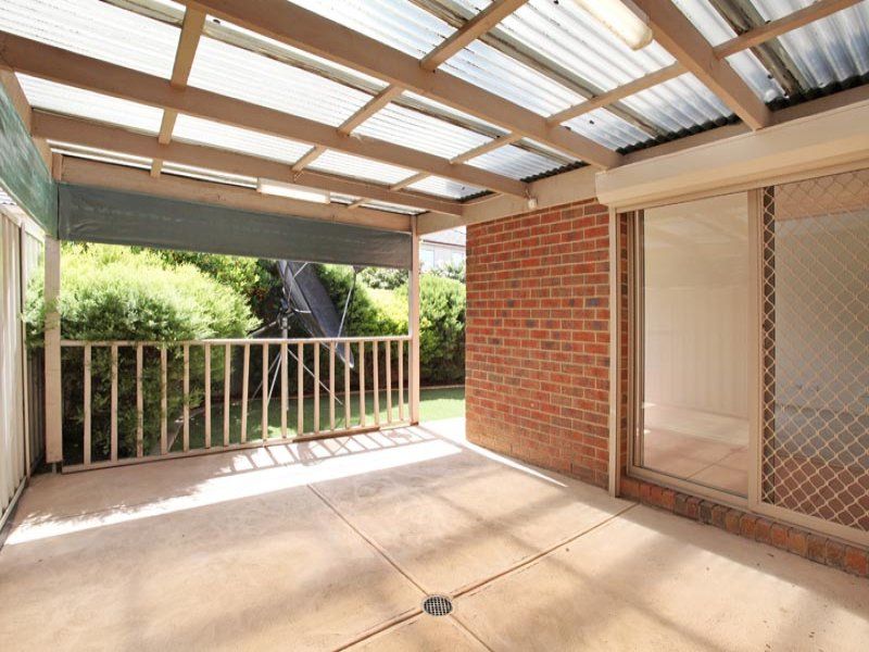 31 Blenheim Way, Caroline Springs - Thumbnail 8