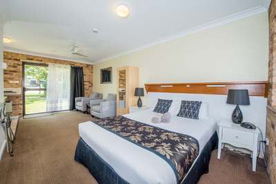 IMMACULATE B&B MOTEL - EVER POPULAR PORT STEPHENS AREA