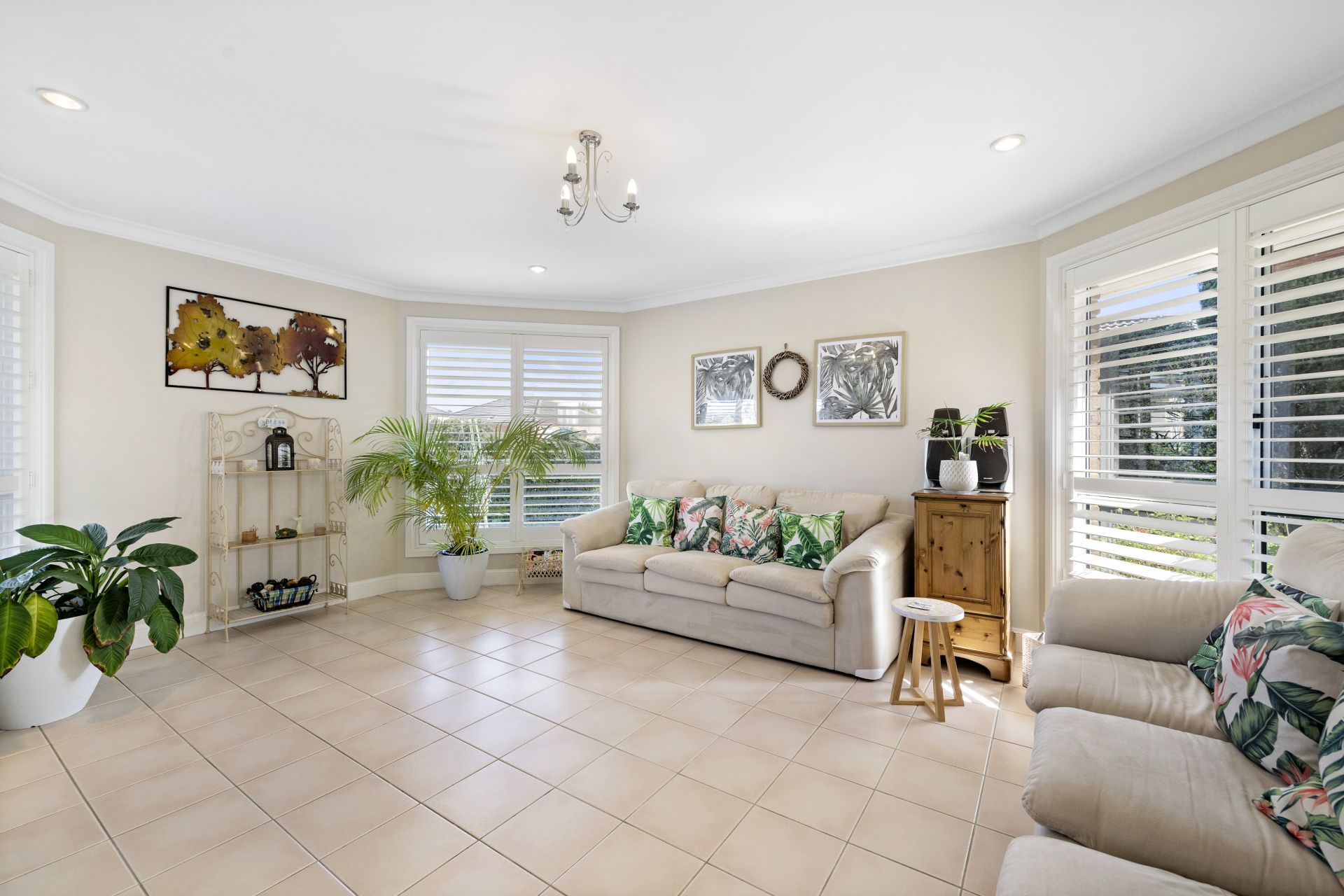 Real Estate For Sale 11 Kurrajong Circuit Mount Annan , NSW