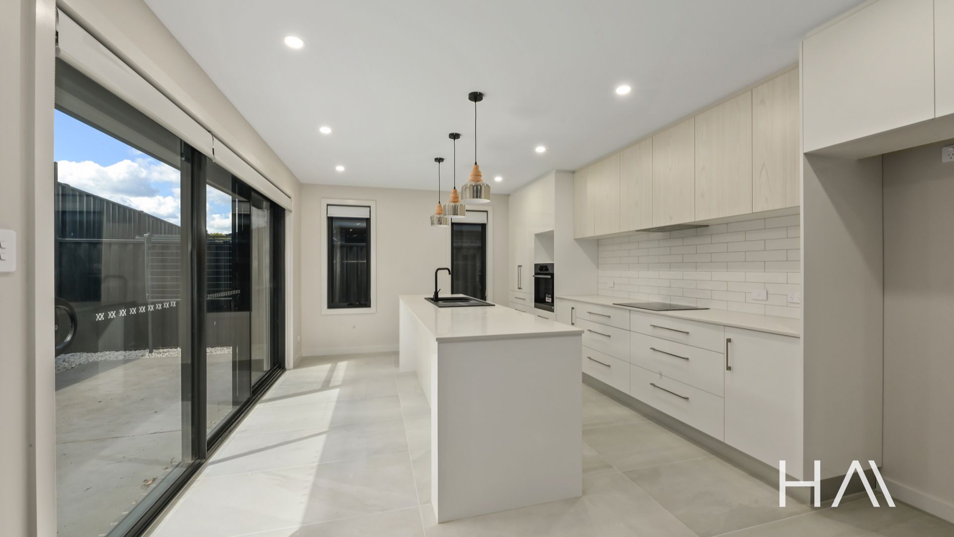 16/7a Napier Street, Youngtown Harrison Agents