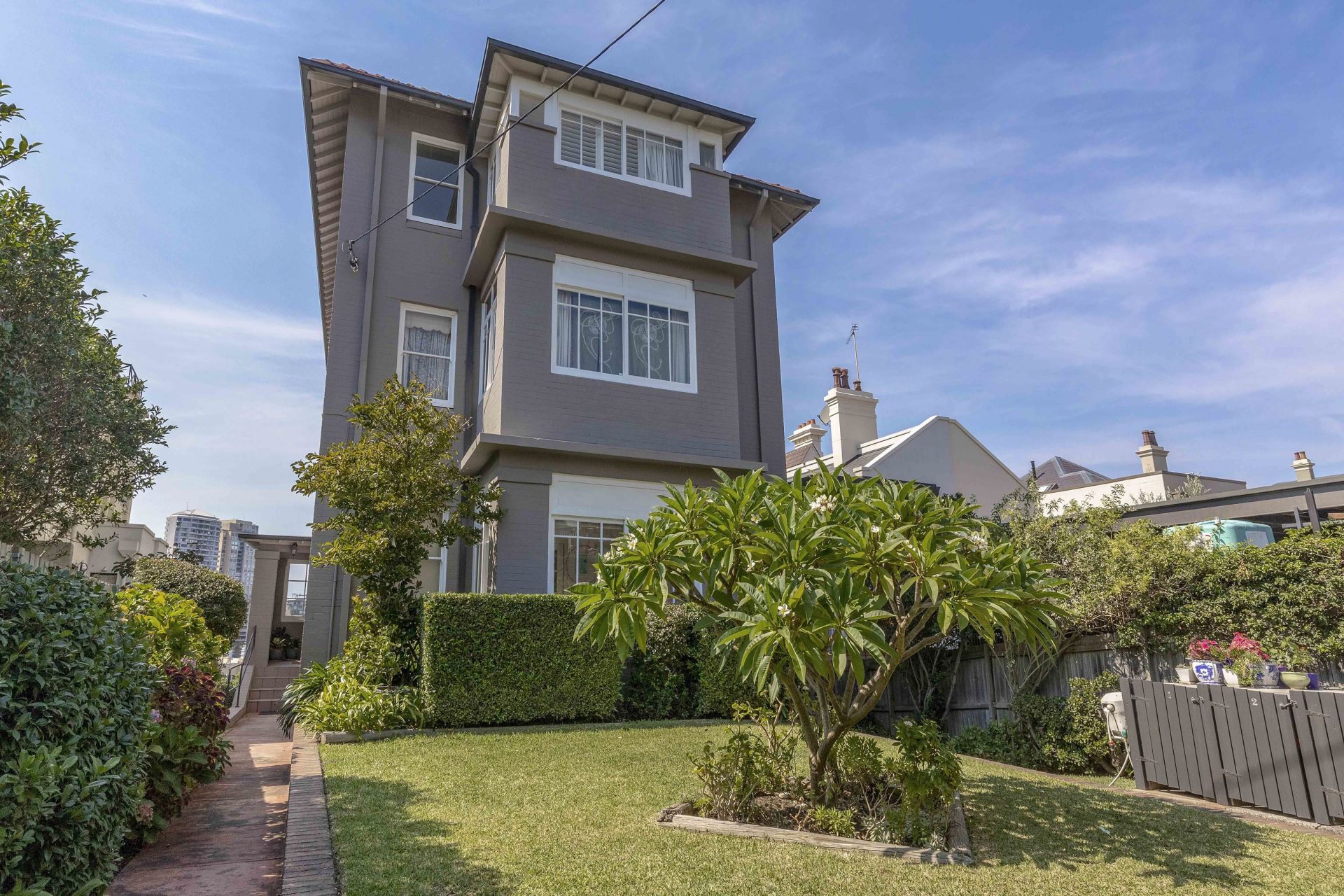 Real Estate For Sale 6/7 Waiwera Street Lavender Bay , NSW