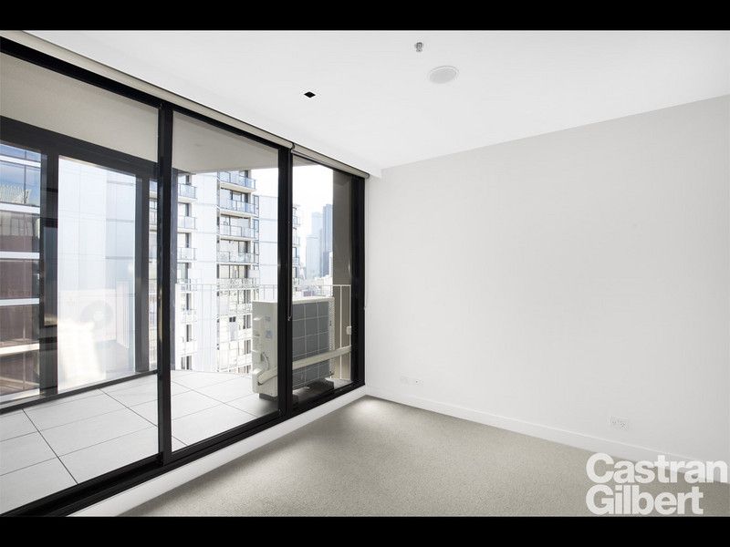 1702/675-677 La Trobe Street, Docklands - Thumbnail 5