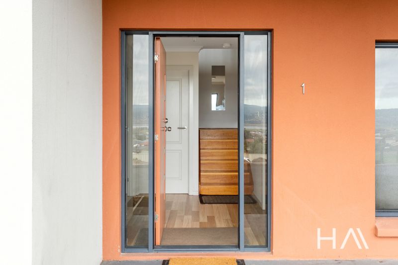 1/24 Roberts Crescent Newnham, Newnham - Thumbnail 7