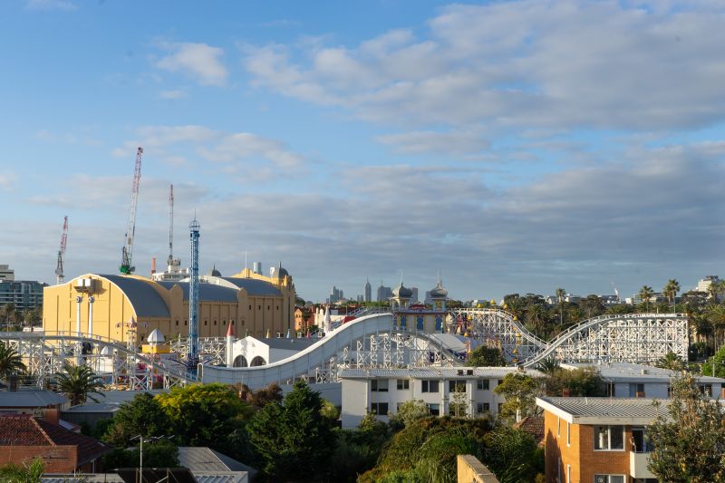 5H/12 Marine Parade, St Kilda