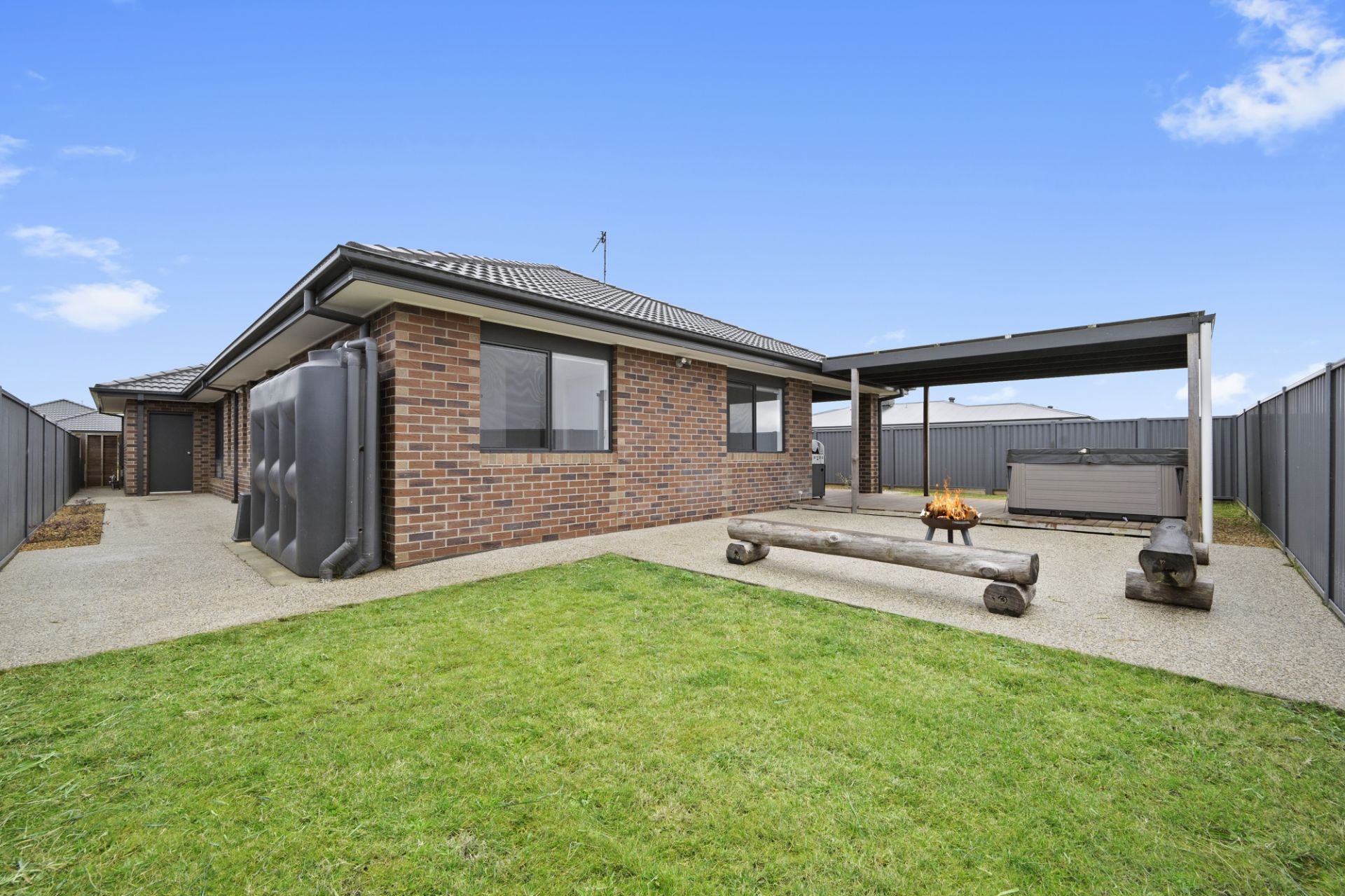 38 Lugano Avenue, Alfredton, Alfredton - Thumbnail 2