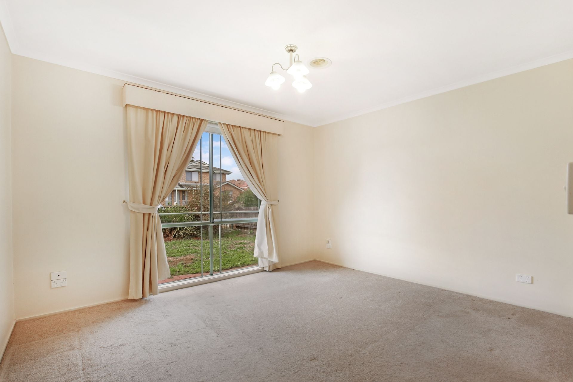 Lovely 3 Bedroom Family Home
