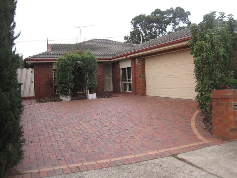 26 Bluebell Drive, Epping