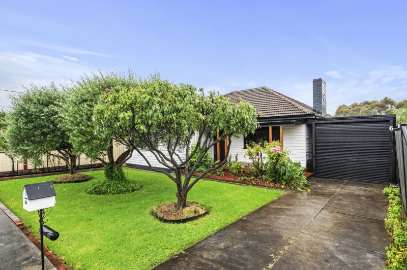 6 Knole Street, Hadfield