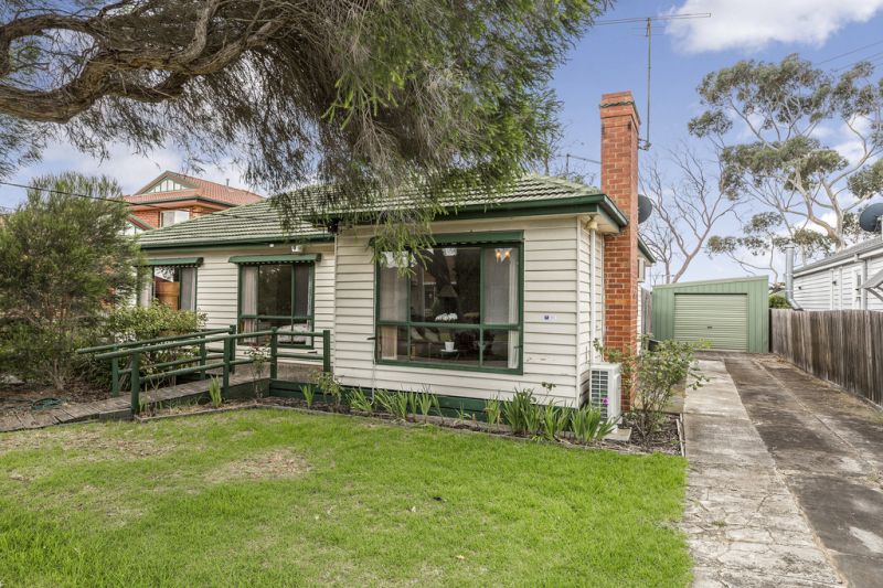 16 Cambridge, Seaholme - Thumbnail 4