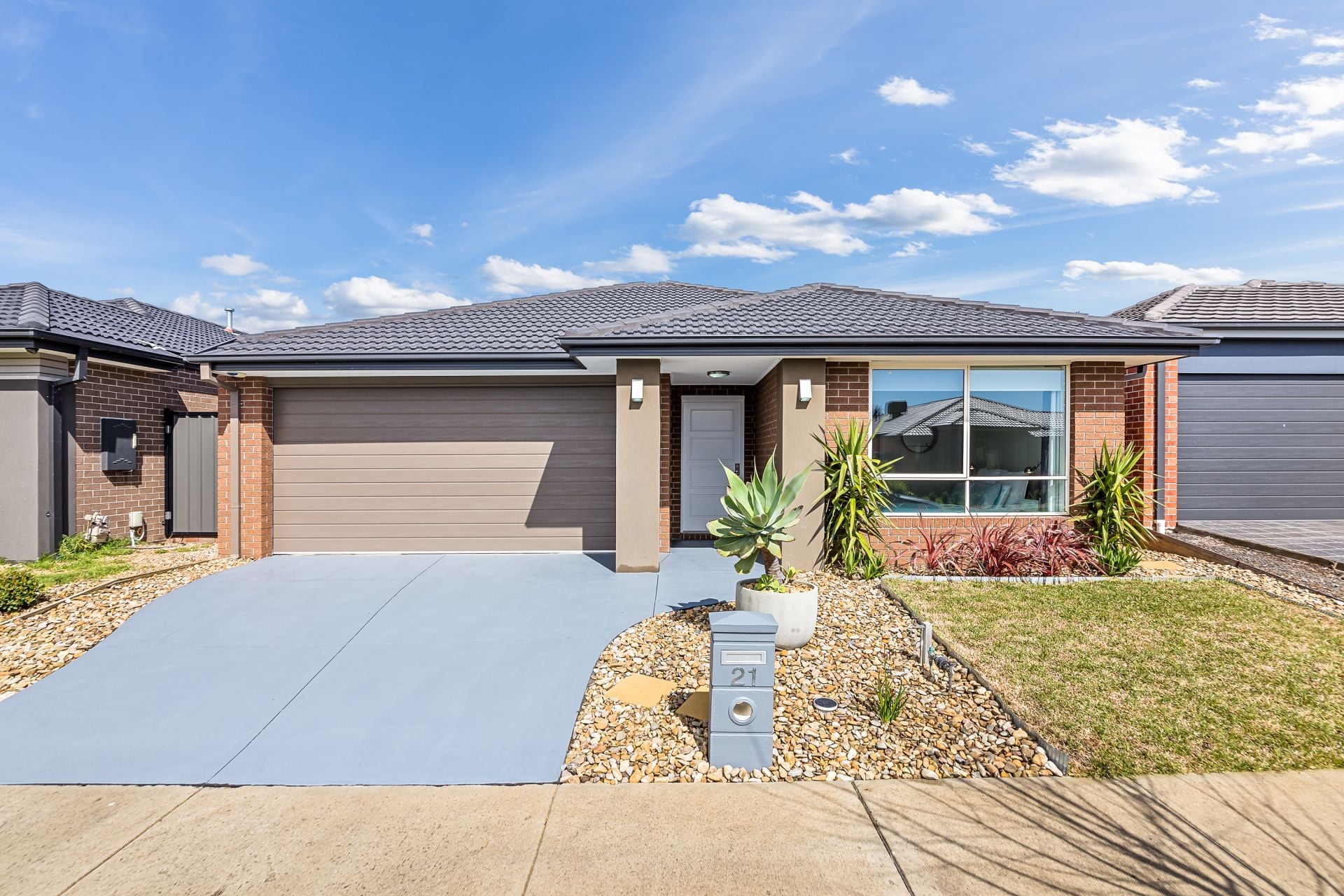 21 Lockhart Street Mernda, Mernda - Thumbnail 3