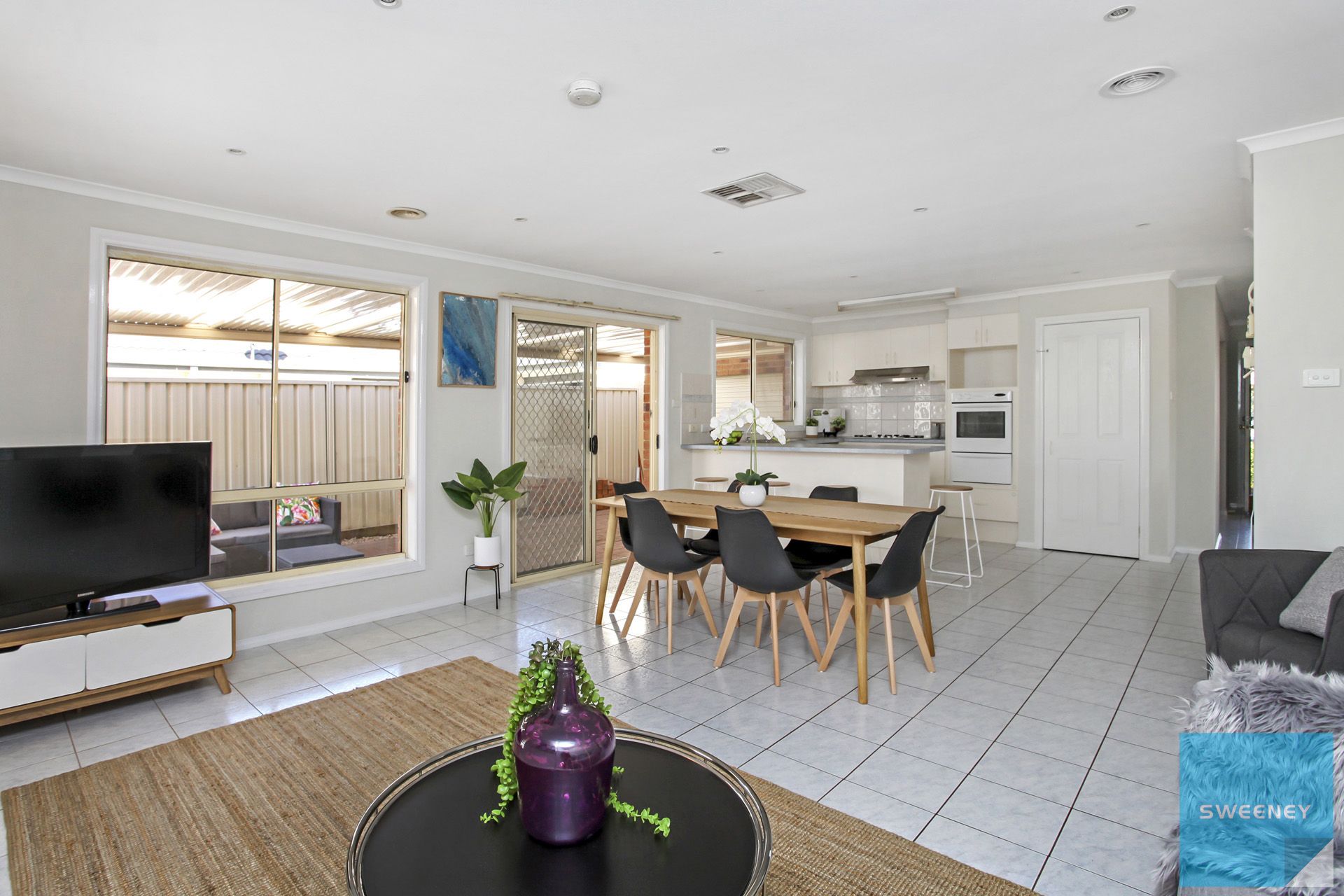 32 Macklin Way, Caroline Springs - Thumbnail 8