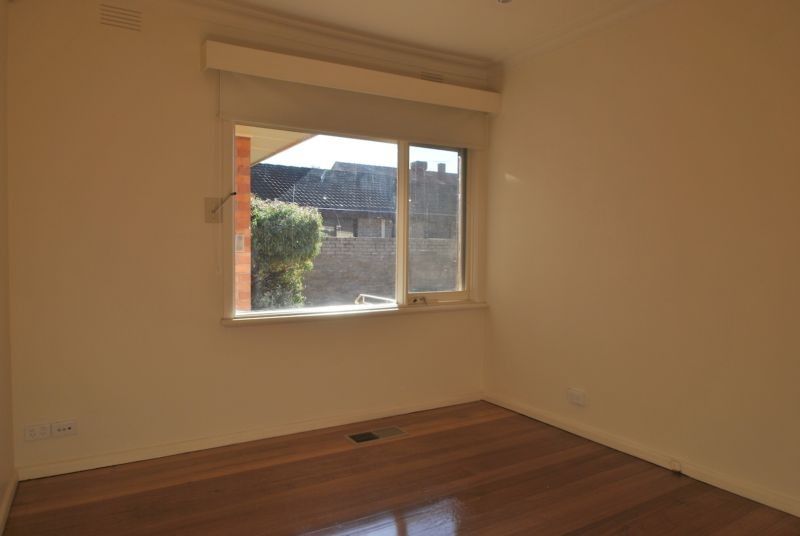 4/37 Gardenia Road, Elsternwick - Thumbnail 6