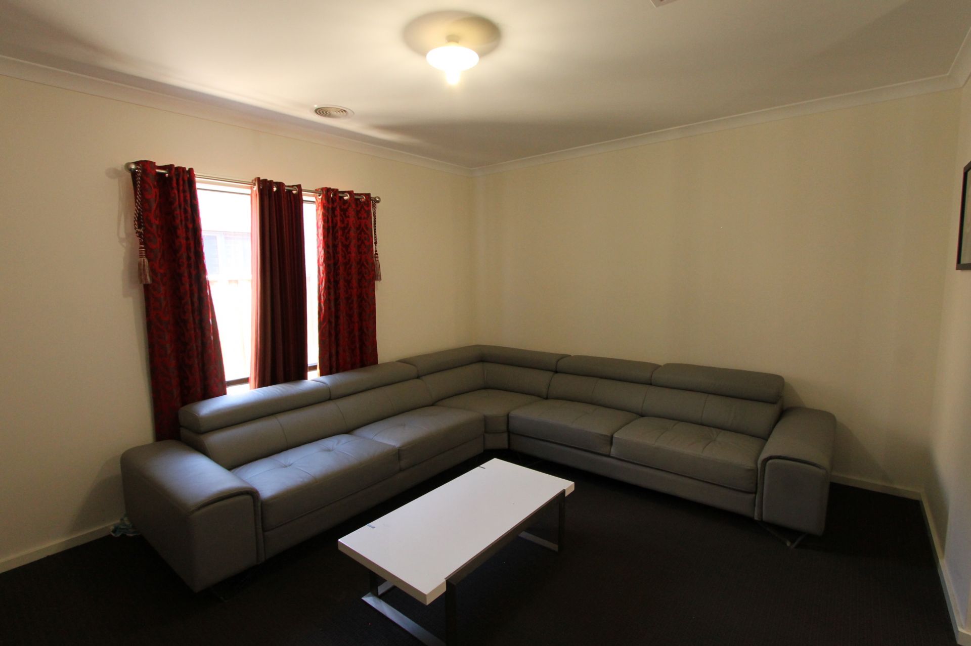 Beautifully Presented Family Home