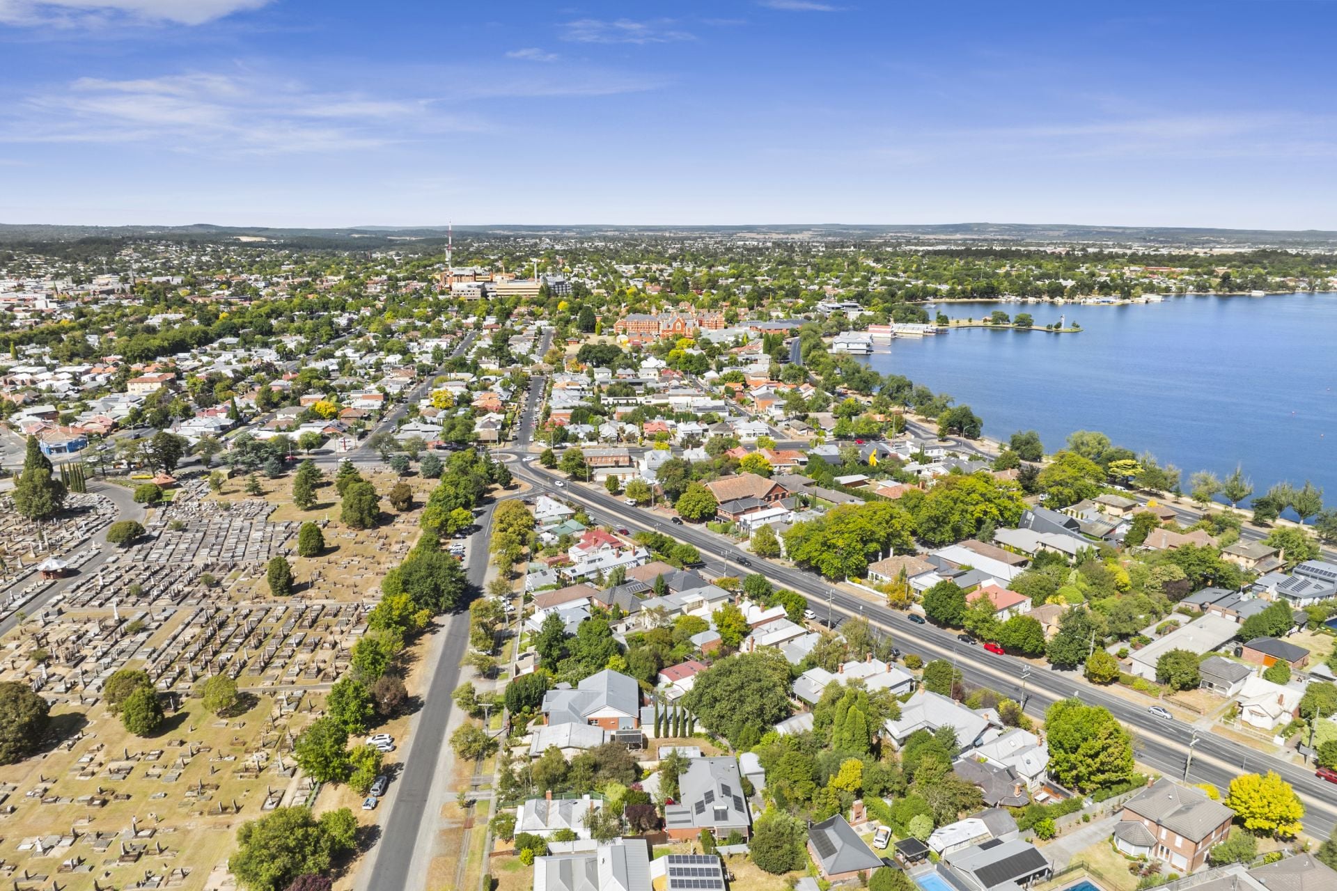 9A Lexton Street, Lake Wendouree, Lake Wendouree - Thumbnail 2