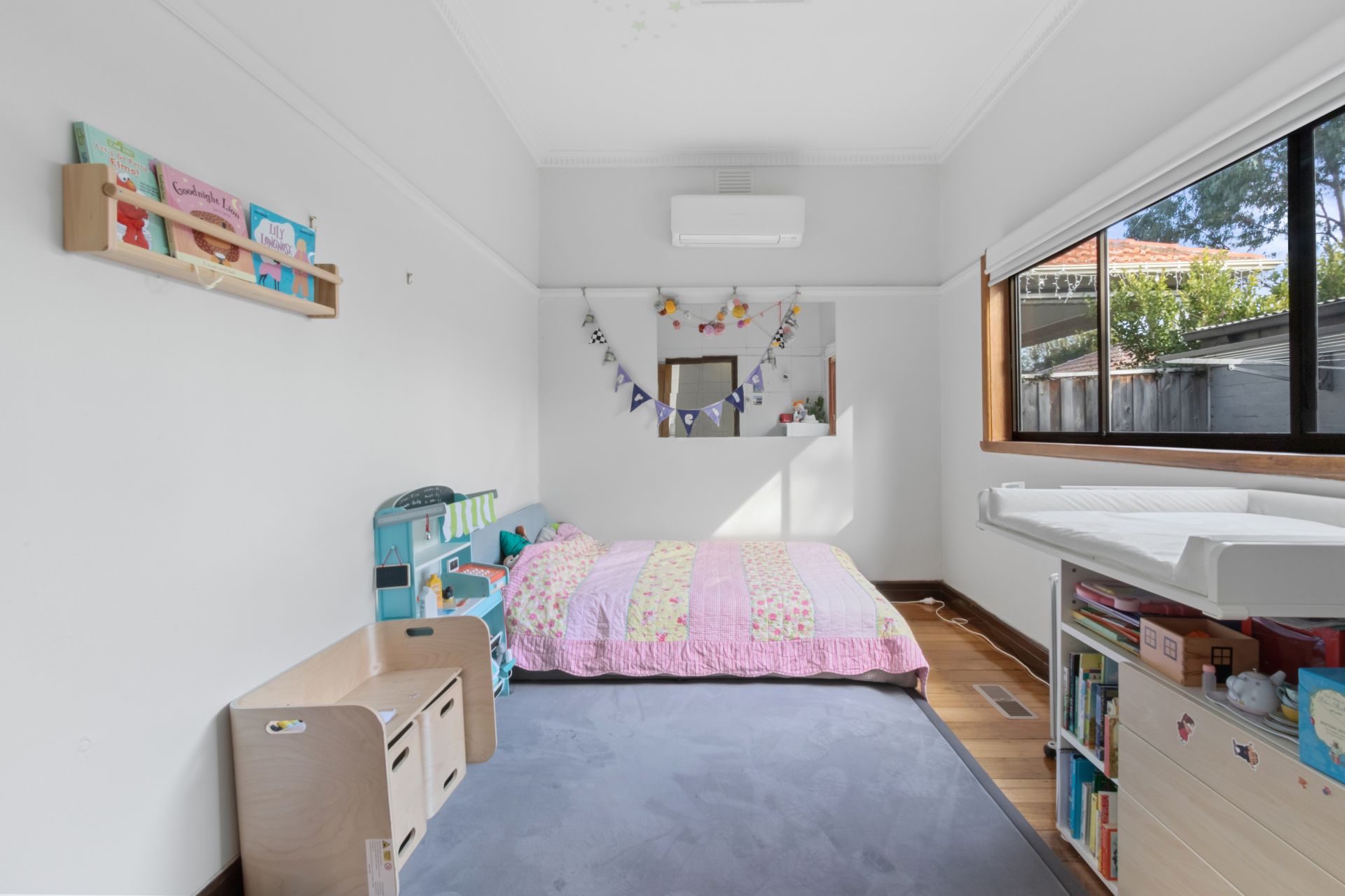 Stunning Renovated Home - FULLY FURNISHED.