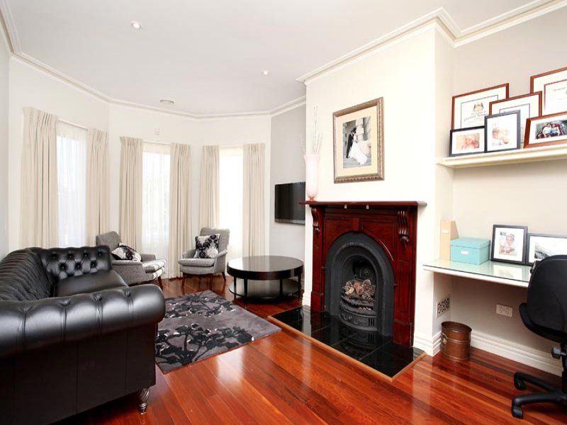 9 Dunstall Gardens, Caroline Springs - Thumbnail 6