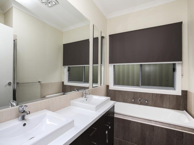 7 Lambertia Loop, Caroline Springs - Thumbnail 8