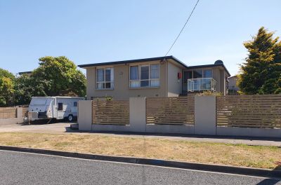 3
 
 
 
  
 
 
 1
 
 
 
  
 
 
 4
 
 
 
 
 
 
 
 33 Mungala Crescent, Miandetta TAS 7310, Miandetta - Thumbnail 2