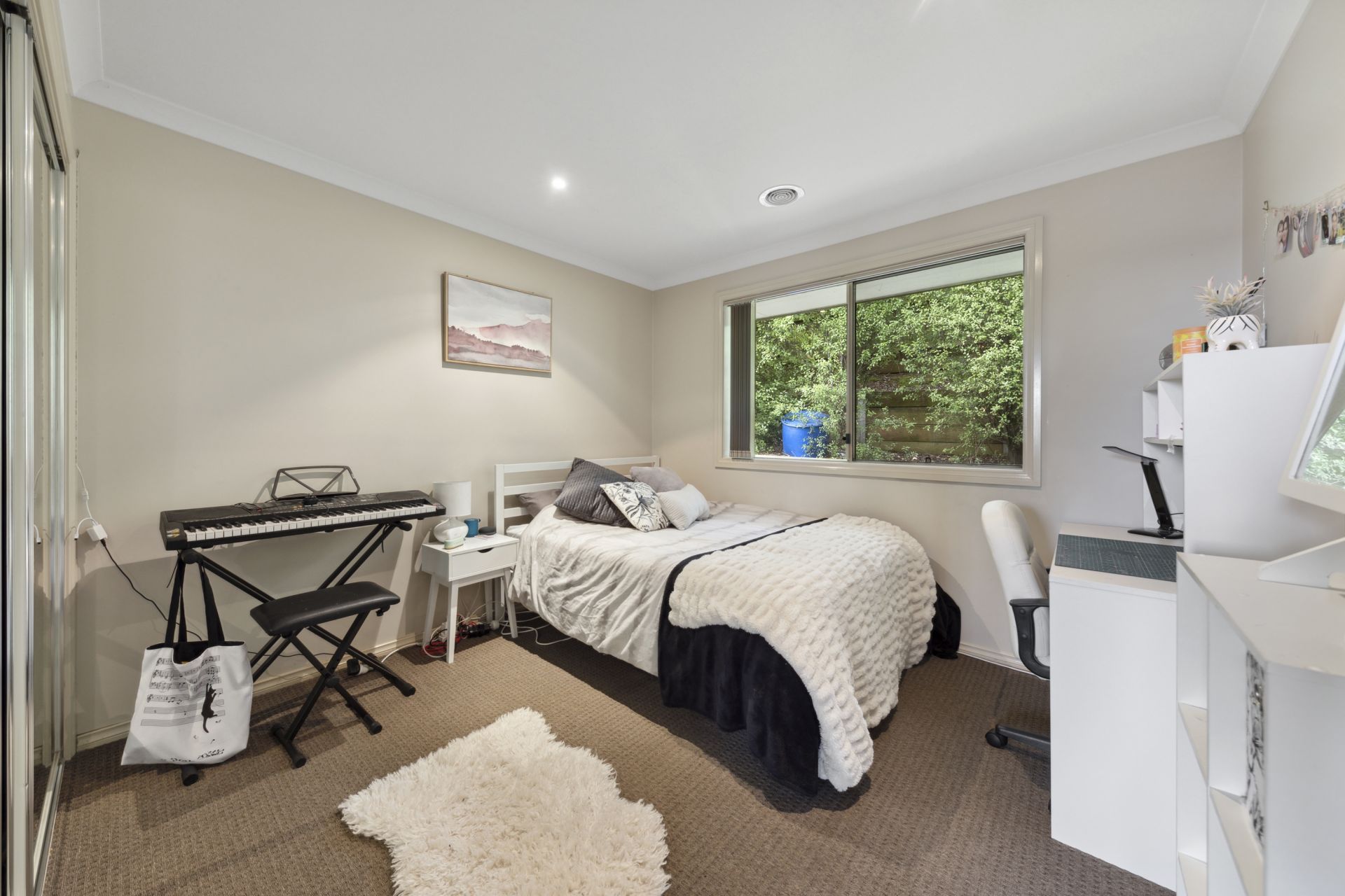 17 Ajax Street, Drouin OBrien Real Estate