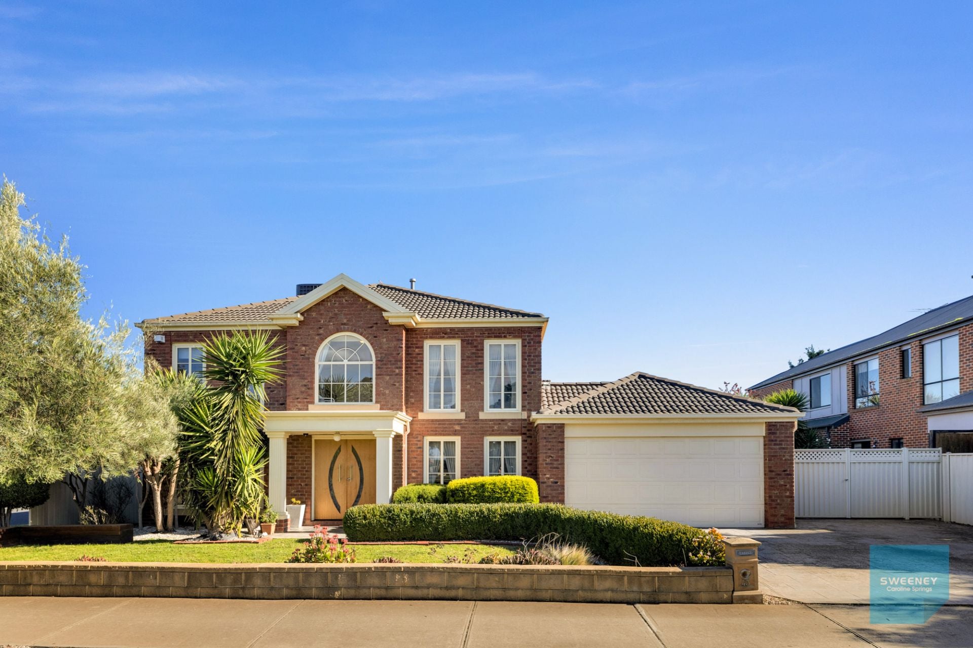 43 The Parkway, Caroline Springs - Thumbnail 2