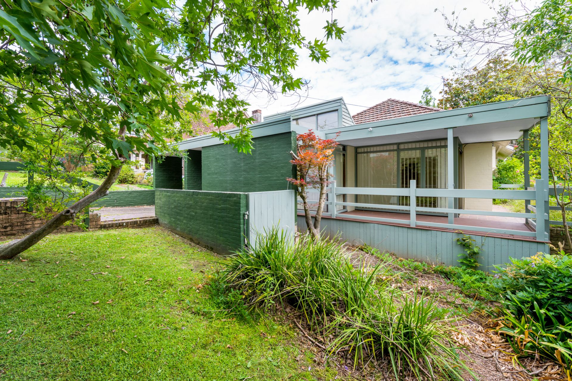 Real Estate For Lease 26 McIntosh Street Gordon , NSW