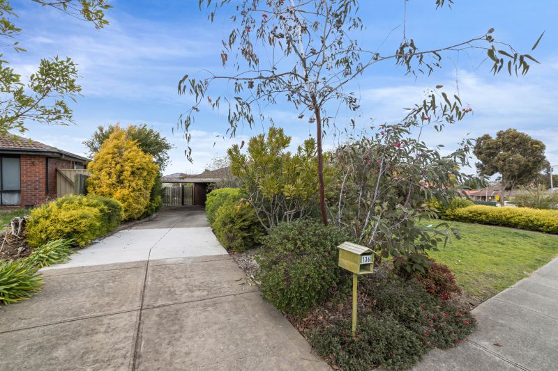136 Lightwood Crescent, Meadow Heights