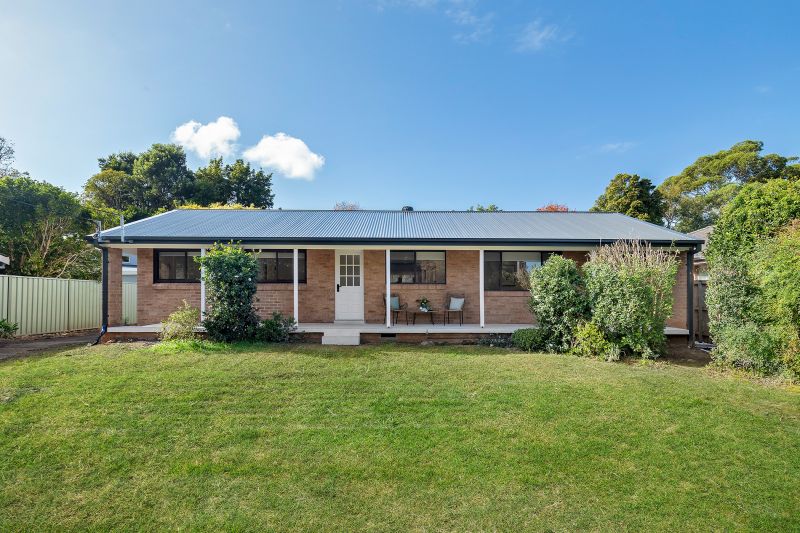 Real Estate For Sale 9 Leeming Street Mount Kuringgai , NSW