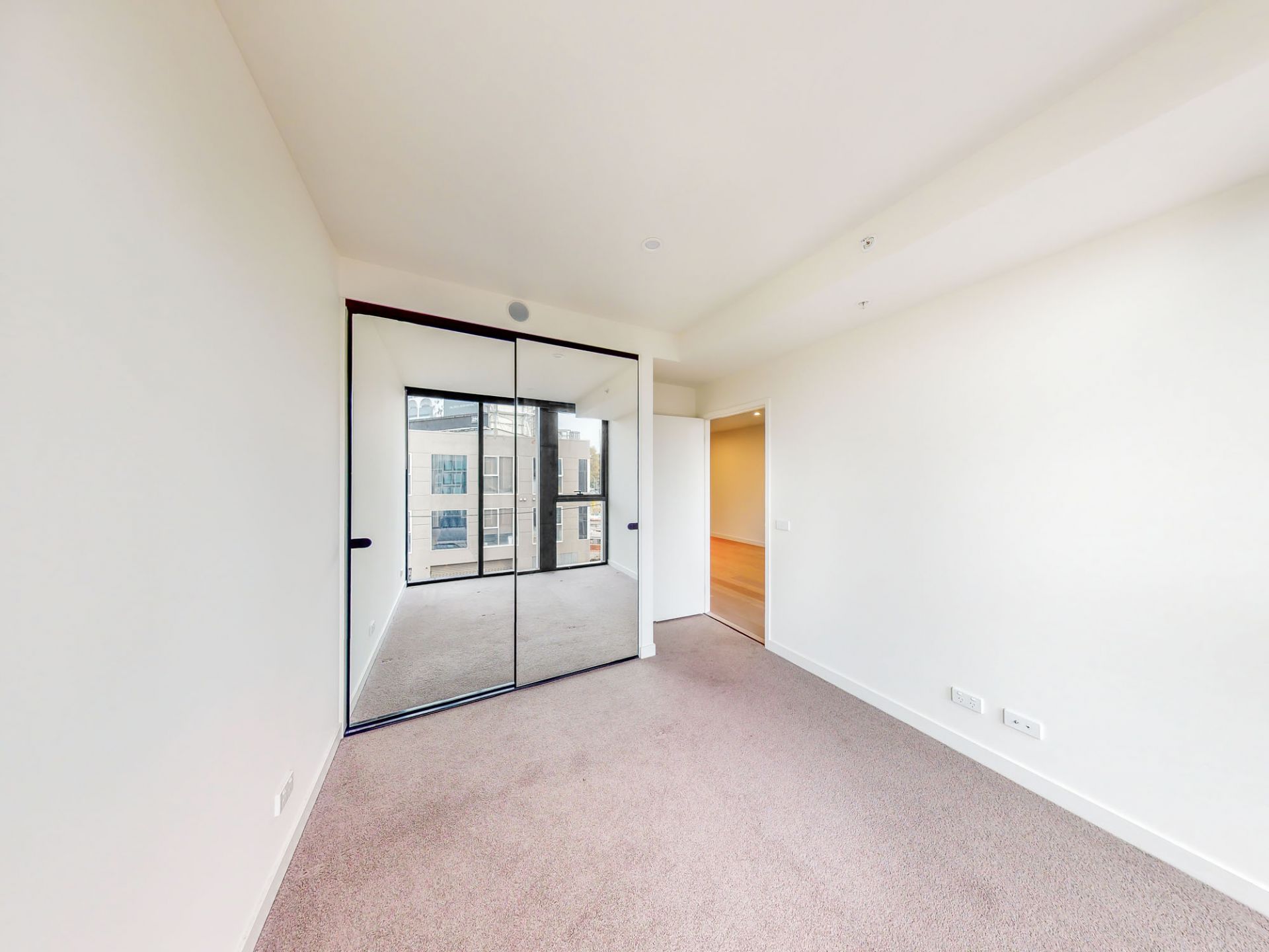 205/39 Park Street, South Melbourne - Thumbnail 8