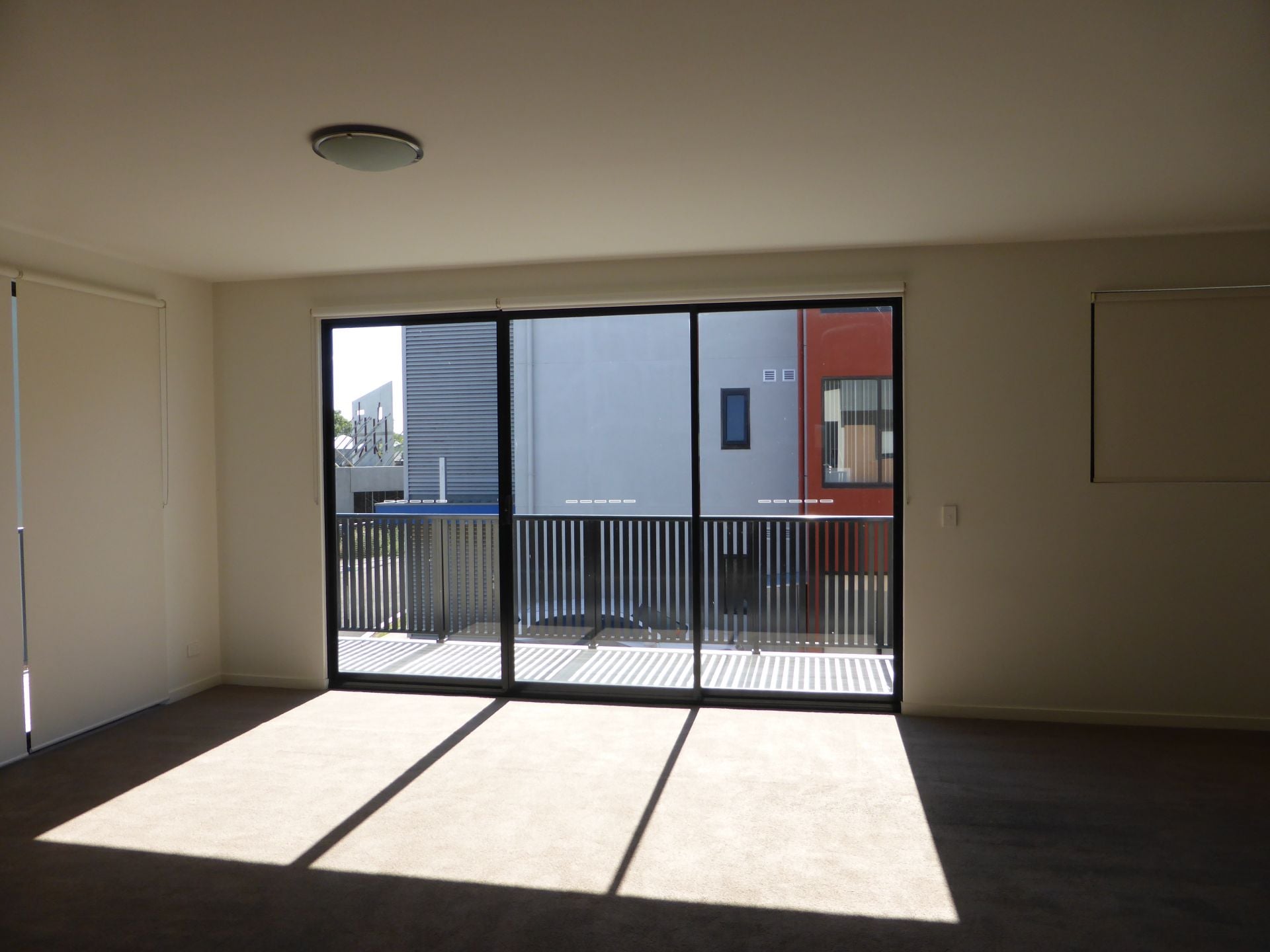Bright & Conveniently Located