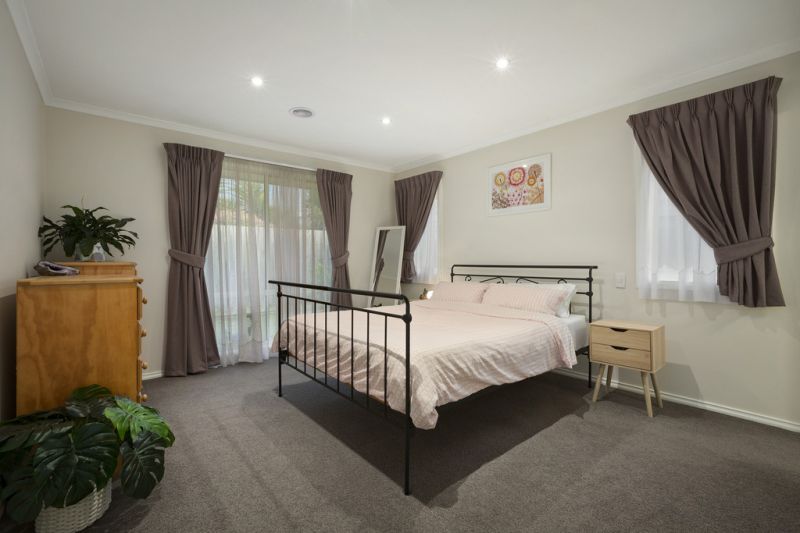 5/8 Canterbury Close, Rowville - Thumbnail 4