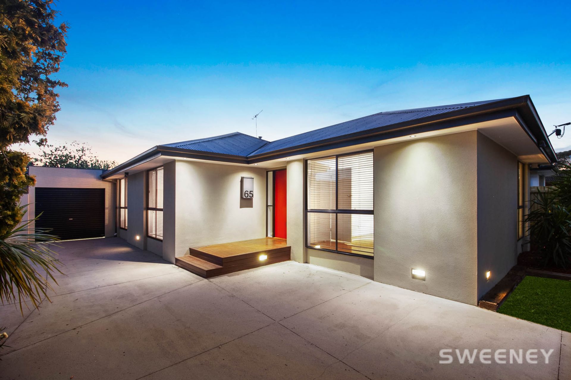 65 McIntyre Drive, Altona - Thumbnail 2