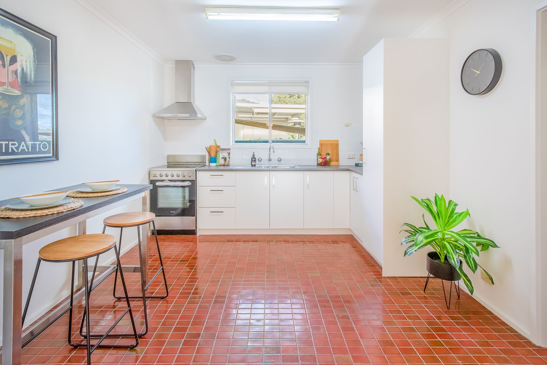 Neat, Stylish Living  For A Care-Free Lifestyle