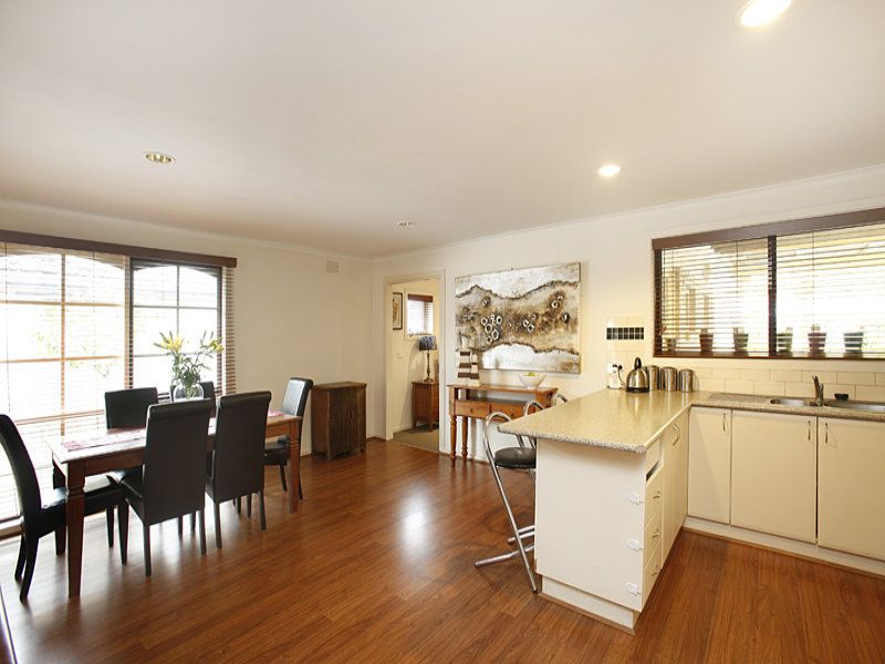 10 Rosebery Street, Altona Meadows - Thumbnail 3