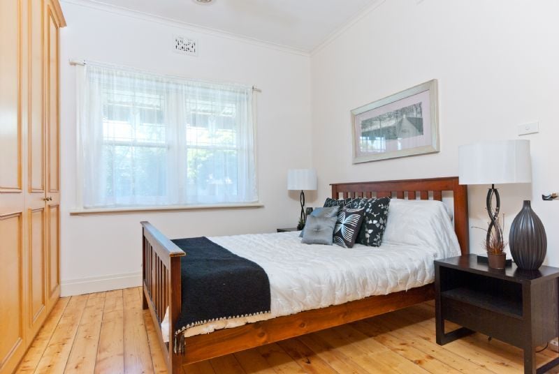 18 Loch Street, Yarraville - Thumbnail 6