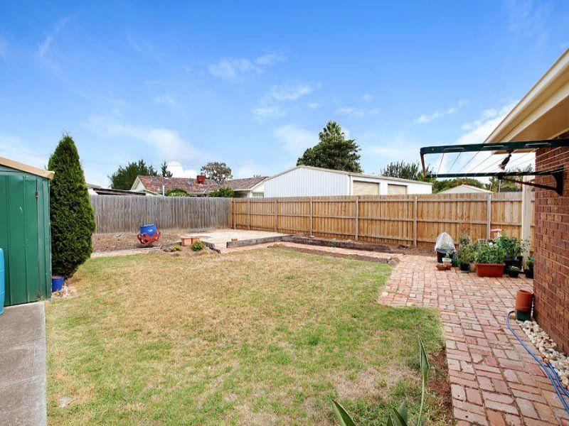 71 Westcott Parade, Rockbank - Thumbnail 8