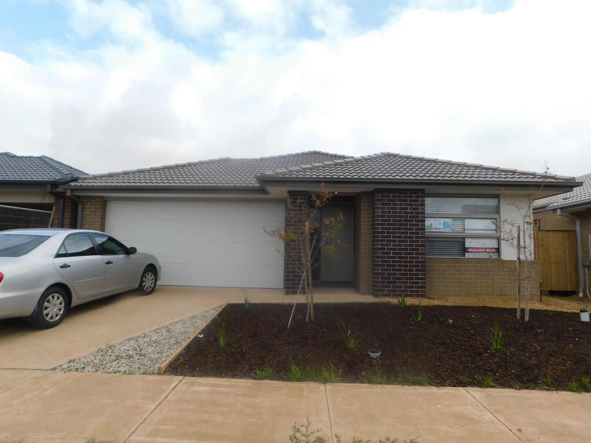 6 Cogar Drive, Werribee OBrien Real Estate