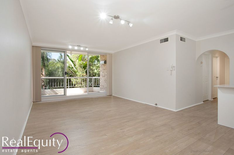 Real Estate For Lease 41/8 Mead Drive Chipping Norton , NSW