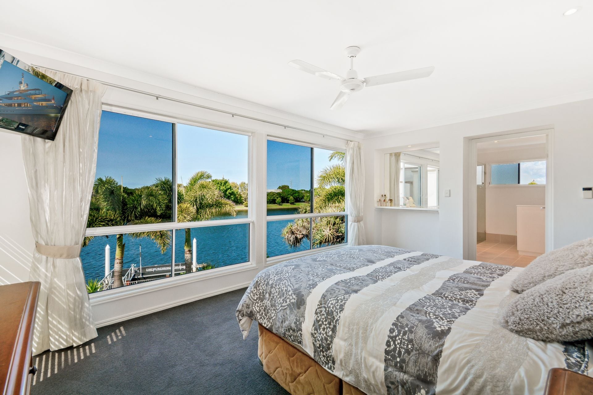 13 Maui Court Kawana Island QLD, Kawana Island - Thumbnail 2