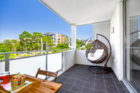 34/54A Blackwall Point Road, Chiswick