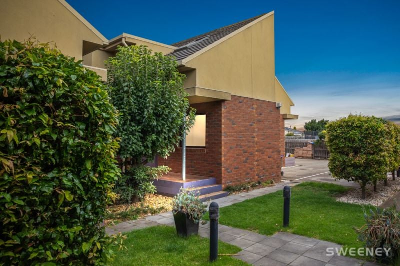 7/3-5 Littler Court, Altona Meadows - Thumbnail 2