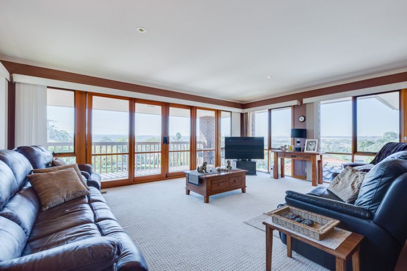 6 Robertsons Road, Bacchus Marsh - Thumbnail 3