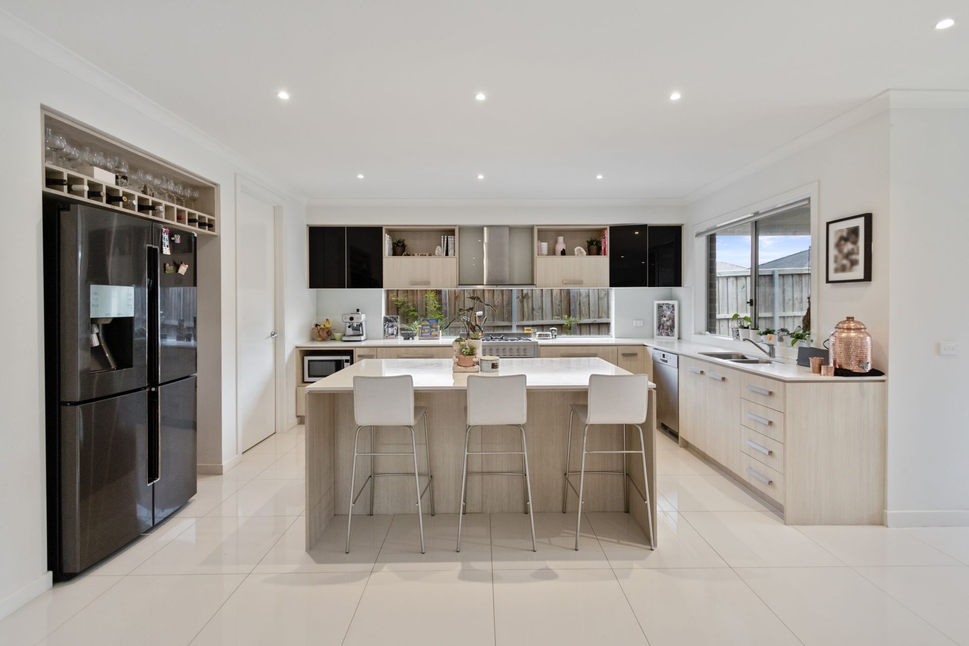 FINE FINISHES, EXPANSIVE SPACES