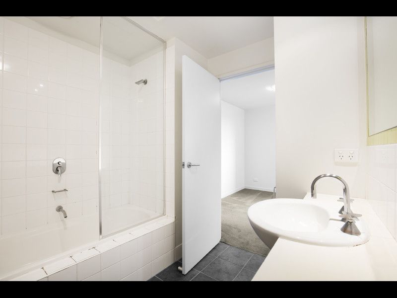 1201/8 Dorcas Street, South Melbourne - Thumbnail 6