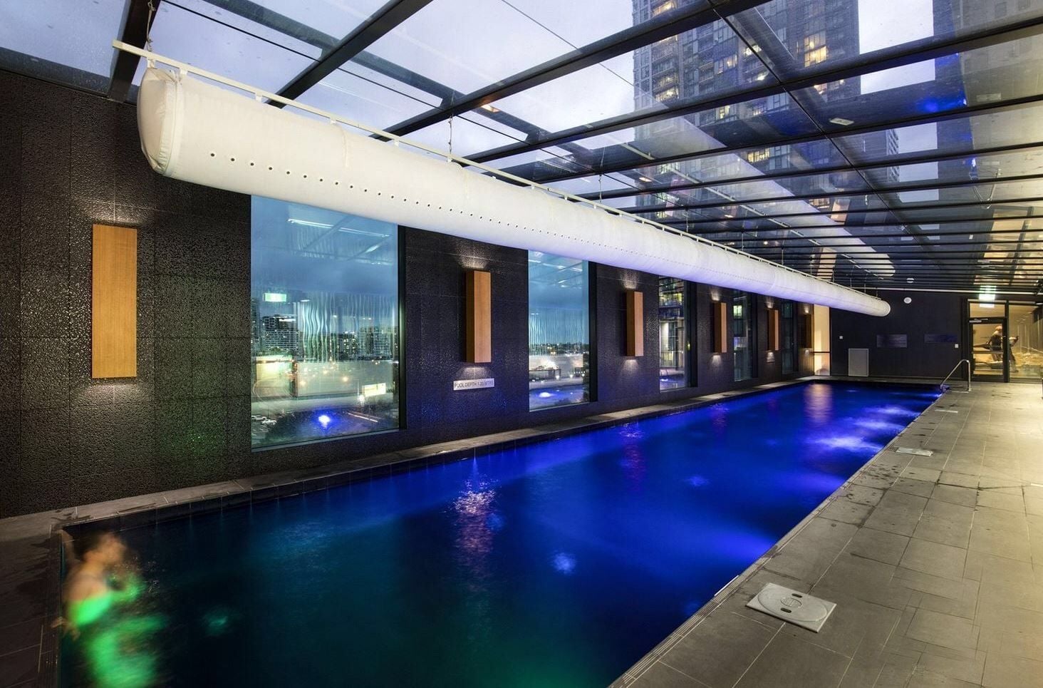 Southbank Grand: Prime Position, Luxury Lifestyle, Spacious Sensation!