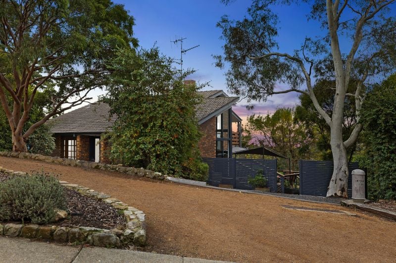 Real Estate For Sale 19 Bingley Crescent Fraser , ACT