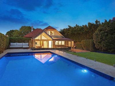 Federation family entertainer a stroll to eateries