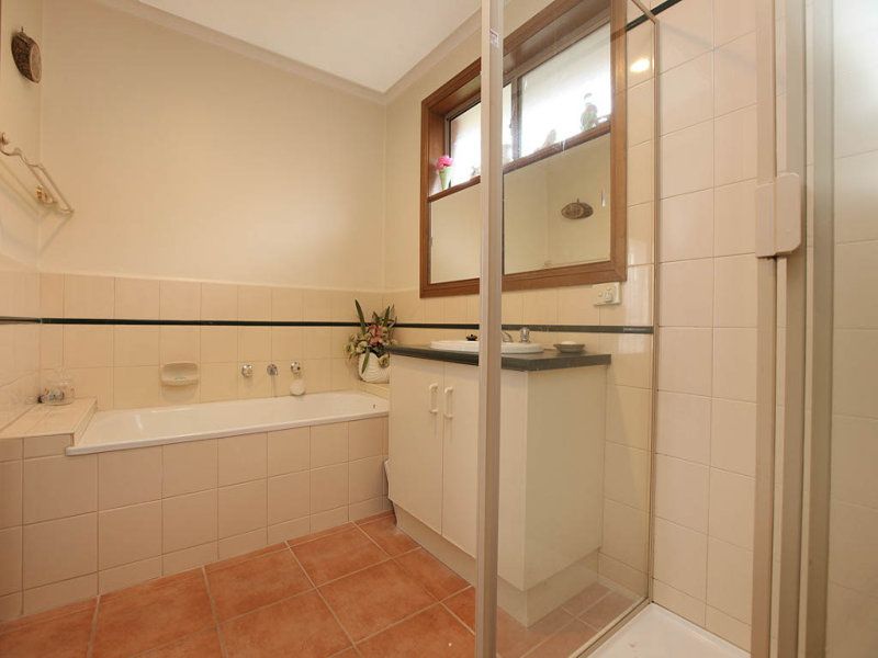 1B Fell Court, Altona Meadows - Thumbnail 8