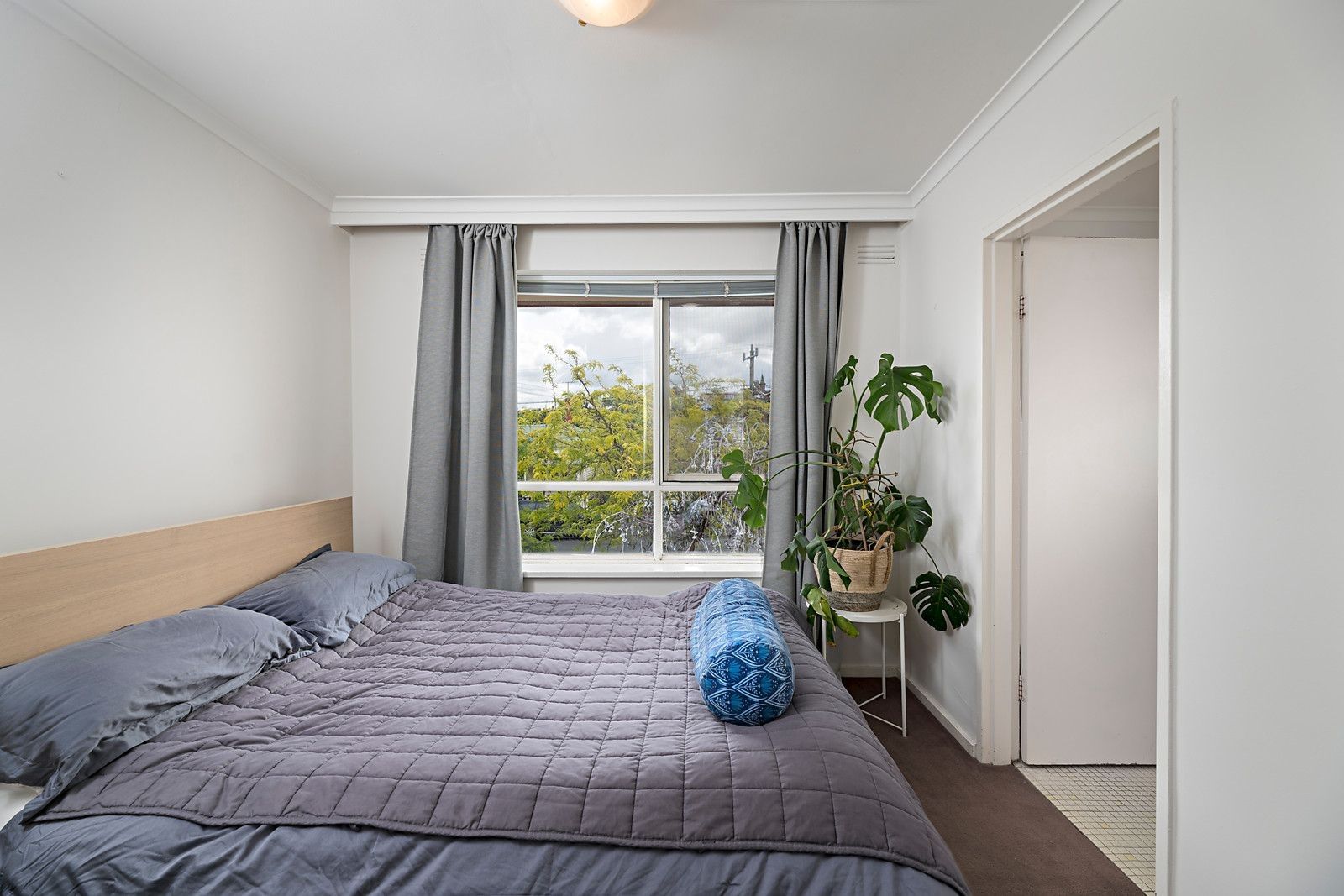 LOVE THE LOCATION, THE LOOK AND THE LIFESTYLE!